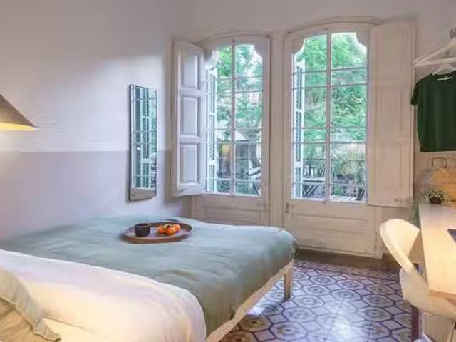 ¡Renta! Habitación en Carrer de Pons i Gallarza, 3