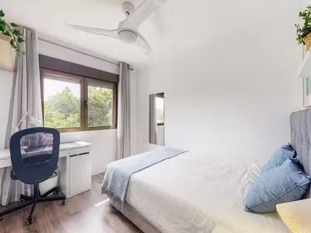 Único Habitación en Carrer del Monestir de Poblet