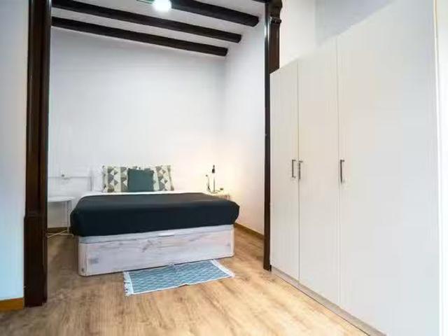 Bonito Habitación en Carrer Nou de la Rambla