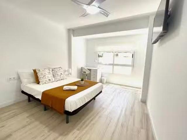 Acogedor Habitación en Carrer Poeta Artola, La Vega Baixa