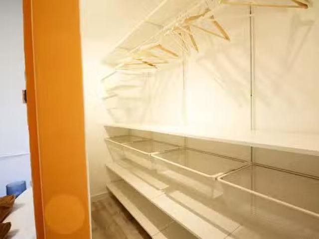 ¡Renta! Habitación en Gran Via de les Corts Catalanes