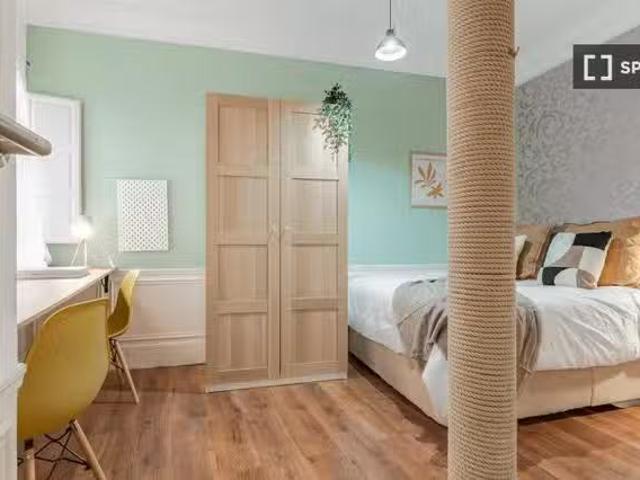 ¡En alquiler! Habitación en piso compartido en alquiler en Jus.