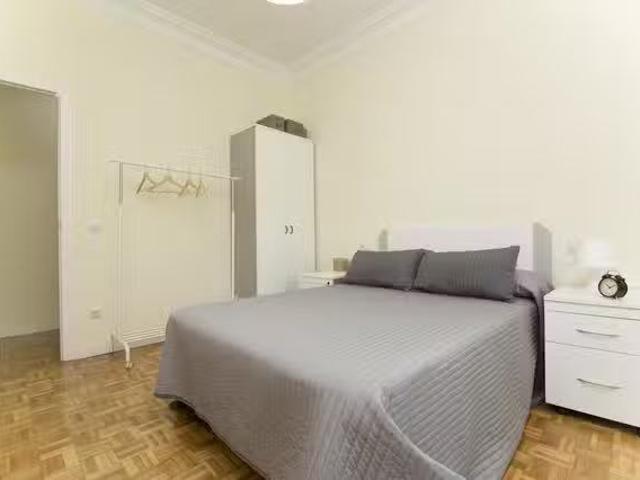 ¡Oferta! Habitación en Ronda de Toledo