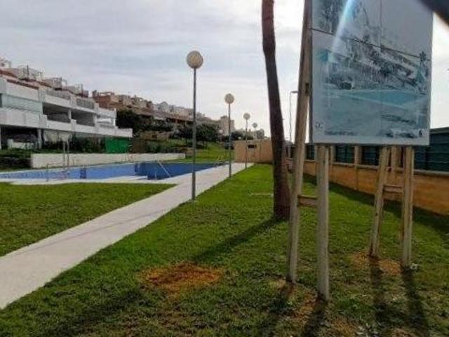 BONITO PISO CON GRAN TERRAZA, GARAJE Y TRASTERO, ¡NO LE FALTA DETALLE!