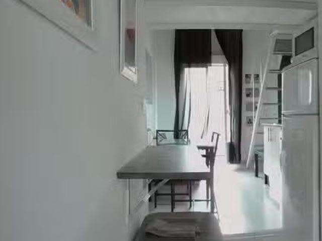 ¡Oferta! Piso de 1 habitación en Calle de Antonio Zamora