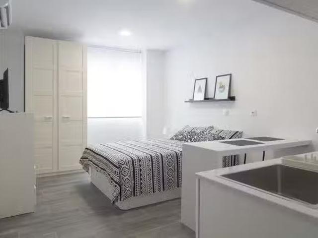 Bonito Piso de 1 habitación en Calle de Antoñita Jiménez