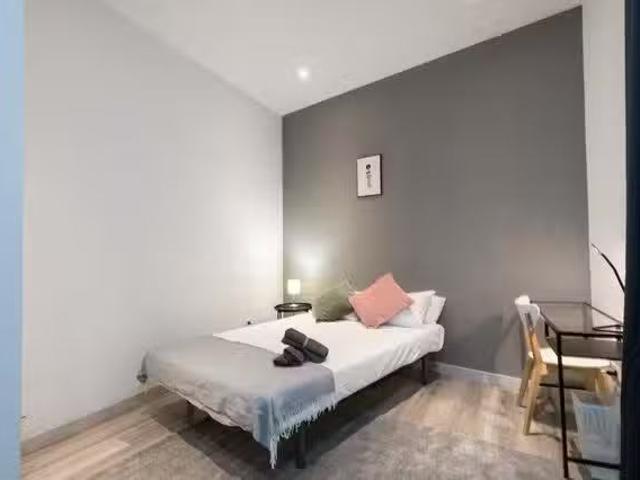 Encantador Piso de 1 habitación en Calle de los Jardines
