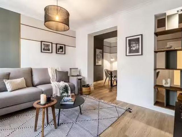 Encantador Piso de 1 habitación en Calle de Manuel Cortina