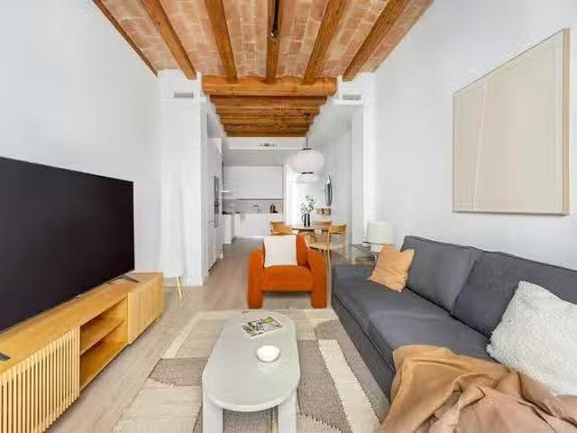 Bonito Piso de 1 habitación en Carrer de Joaquín Costa, Ciutat.