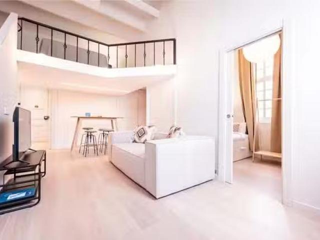 Acogedor Piso de 1 habitación en Carrer de Pau Claris