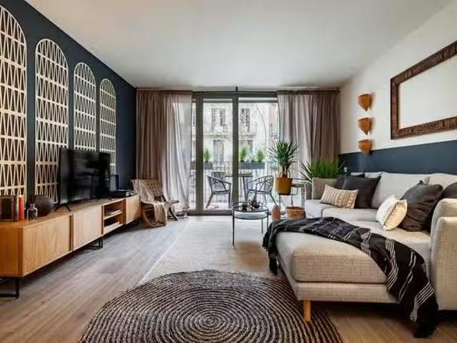 ¡En alquiler! Piso de 1 habitación en Carrer de Rocafort