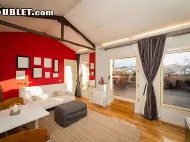 ¡Recién llegado! Piso de 1 habitación en Plaza de Isabel II, 5.