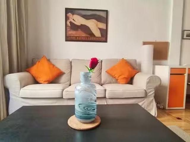 Acogedor Piso de 1 habitación en Plaza de San Juan de la Cruz