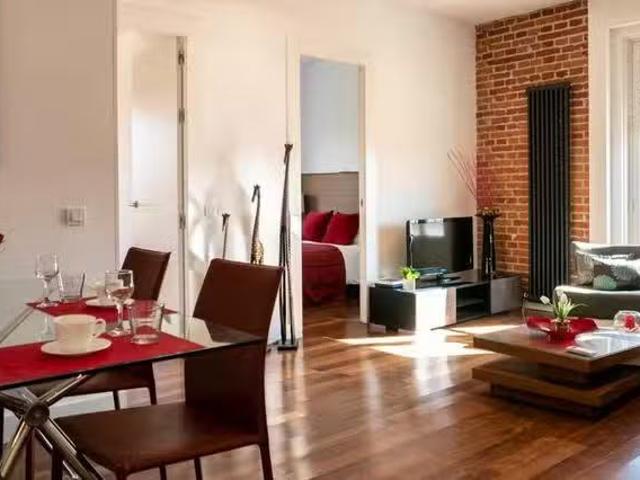 Nuevo Piso de 1 habitación en Plaza de Tirso de Molina