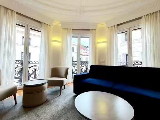 ¡Recién llegado! Piso de 1 habitación en Plaza del Ángel, Centro