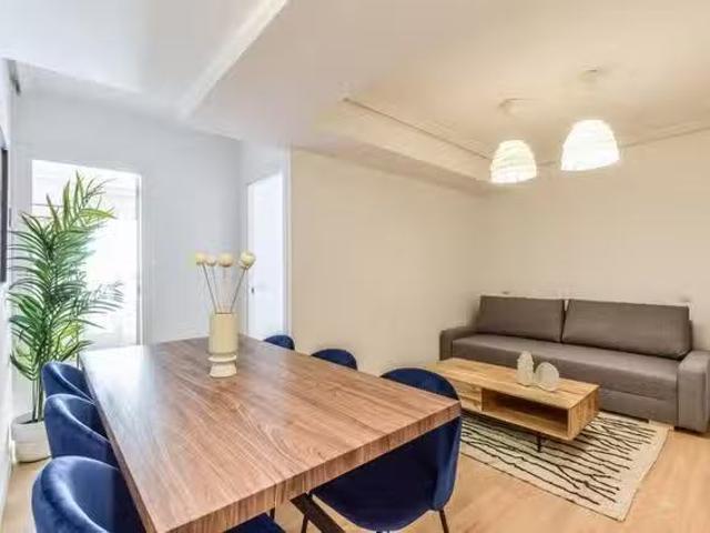 Barato Piso de 2 habitaciones en Madrid