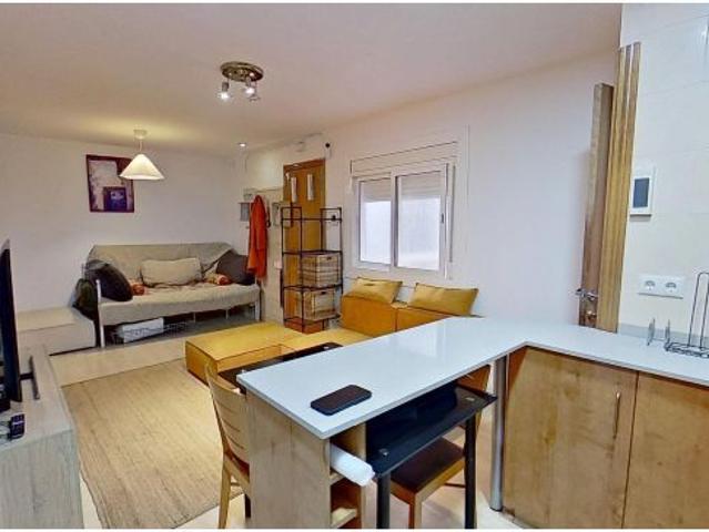 Bonito piso de 2 habitaciones para entrar a vivir