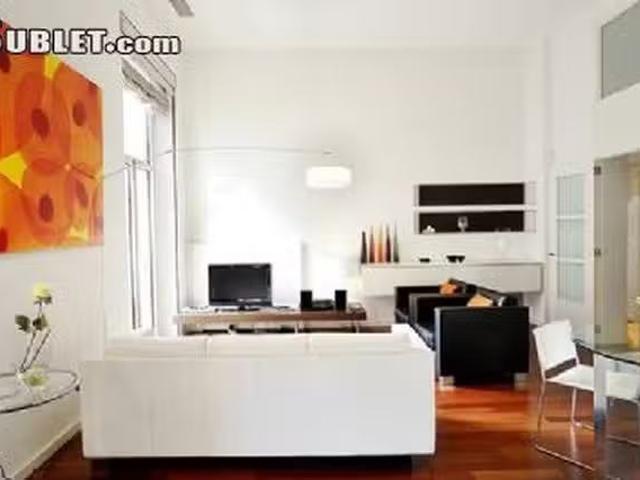 ¡Recién llegado! Piso de 3 habitaciones en Rambla de Catalunya.