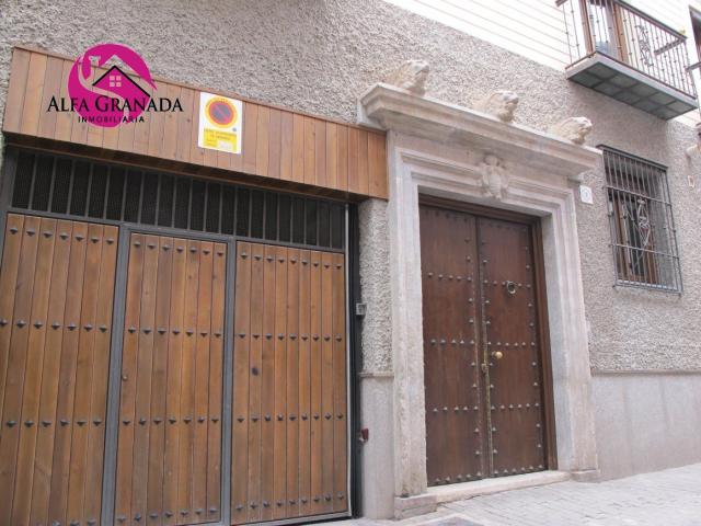 Bonito piso en Zona Carrera de la Virgen, amueblado 2 habitaciones