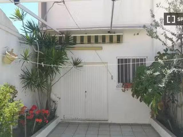 ¡En alquiler! Piso en alquiler de 4 habitaciones en Daimús, Va.