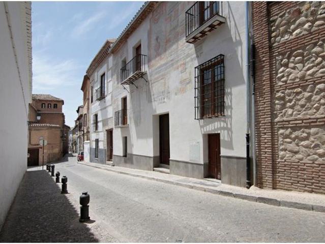 Bonito piso junto a Plaza Nueva