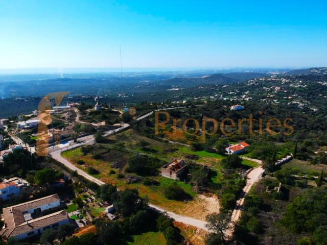 Terreno para construção com vista mar nas colinas de Loulé. RP1924P