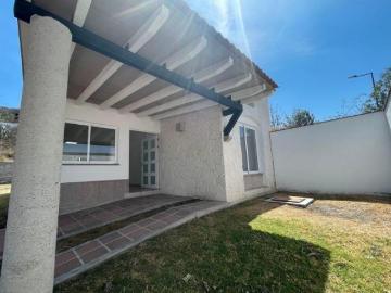 Bonita casa de un nivel en venta en ciudad maderas montaña el marqués Qro