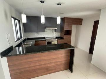 Bonita casa en venta cercana a av. Cruz del sur en Col. Del Fresno en Guadalajara Jal