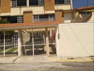 BONITA CASA EN VENTA EN TOLUCA, EDOMEX