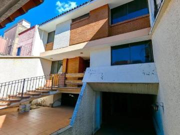 Casa de 200 m² de terreno con 5 habitaciones en venta, Campestre Coyoacán