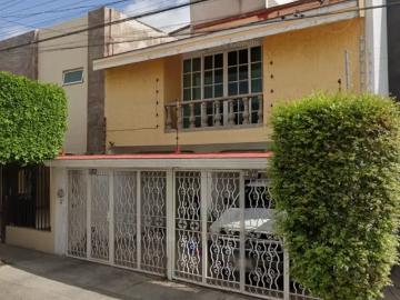 BONITA CASA EN VENTA EN GUADALAJARA, JALISCO
