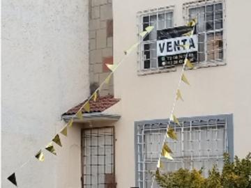 BONITA CASA EN VENTA EN HACIENDA DEL VALLE 2. TOLUCA ESTADO DE MEXICO