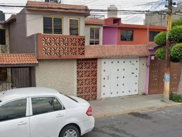 BONITA CASA EN VENTA EN NEZAHUALCOYOTL, EDOMEX