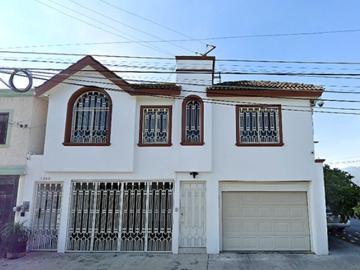 BONITA CASA EN VENTA EN SAN NICOLÁS DE LOS GARZA, NUEVO LEON