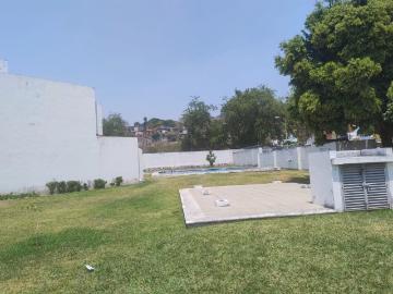 Bonita Casa en Fraccionamiento Valle Esmeralda