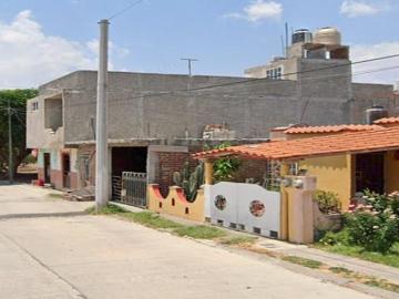 BONITA CASA EN LA PIEDAD DE CABADAS MICH. NO CREDITOS