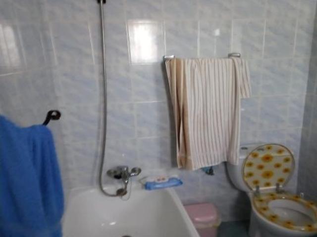 ¡Bonita casa en parcela de 3000 m2 a 8 minutos de Cáceres!