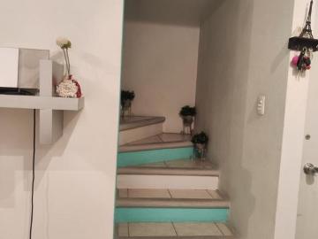 Bonita casa en privada
