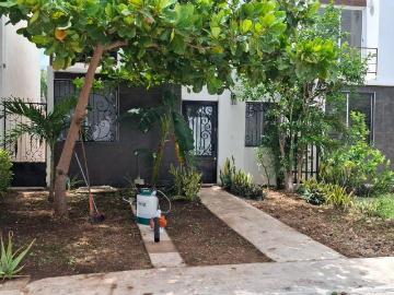 | Bonita Casa en Renta Ya Disponible en Privada con las mejores Amenidades |