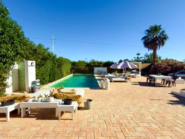 Bonita casa I 4 quartos I 130 m2 I Piscina I Pechão I Olhão