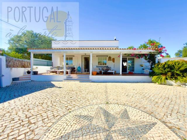 Bonita casa I 4 quartos I 130 m2 I Piscina I Pechão I Olhão 0m² Pechão