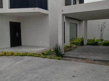 Bonita casa nueva
