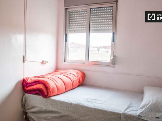 Bonita habitación en alquiler en apartamento de 4 dormitorios, Poblats Marítims