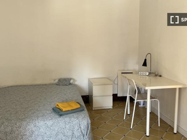 Habitación en piso de 6 habitaciones en Sant Pere Santa Caterina