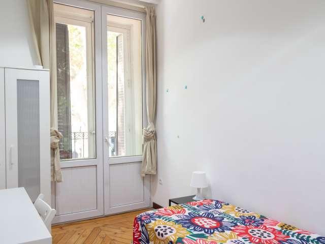 Bonita habitación en alquiler en Argüelles, Madrid