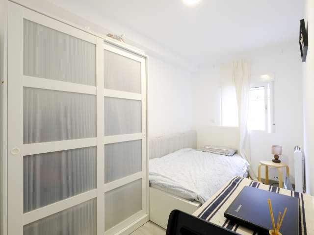 Bonita habitación en alquiler en Puerta del Ángel, Madrid