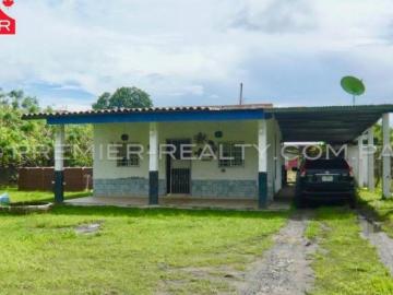 BONITA PEQUEÑA CASA CON PARCELA