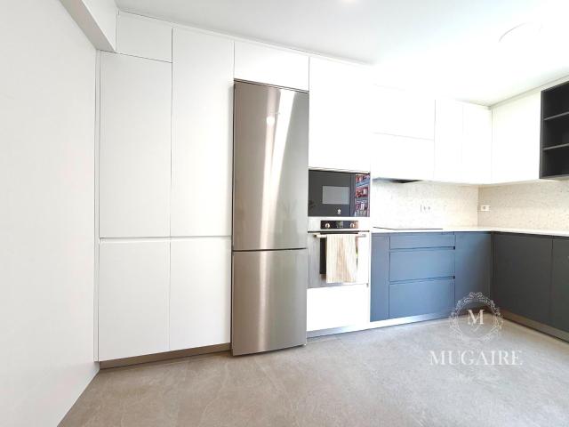 BONITA VIVIENDA A TAN SOLO 1 MIN DEL METRO