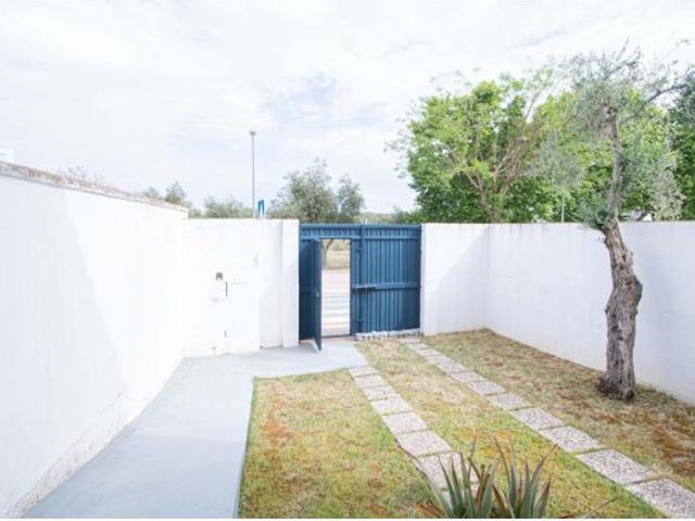 Bonita vivienda adosada en Espartinas con dos patios!