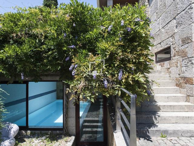 Bonita villa ubicada en la ciudad de Vigo, con fácil acceso. 350m² Vigo